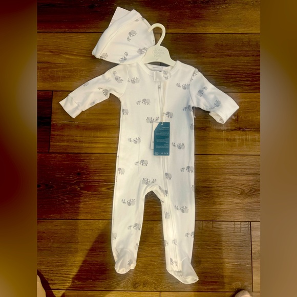 Tres Beau et Belle Other - NWT - Tres Beau et Belle - Sleeper & Hat Set